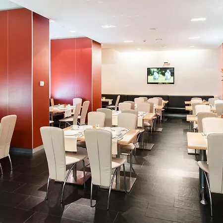 Park Hotel 3*